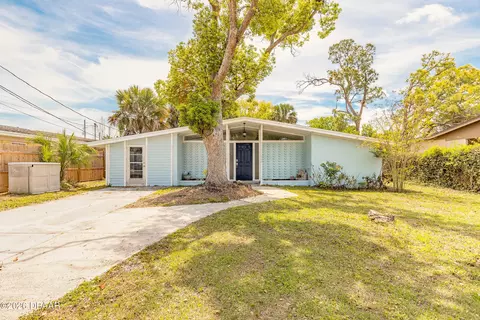304 Fox Pl, Port Orange, FL 32127