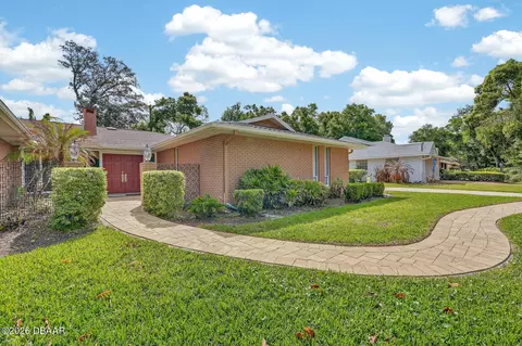 110 N St Andrews Dr, Ormond Beach, FL 32174 photo 4