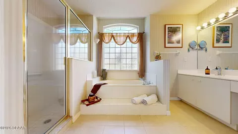 Bath - 12 Ormond Green Blvd, Ormond Beach, FL 32174 photo 3 of 5