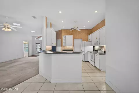 Kitchen - 28 Marjorie Trl, Ormond Beach, FL 32174 photo 1 of 4