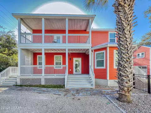 Exterior - 76 Duero St, Saint Augustine, FL 32084 photo 2 of 12