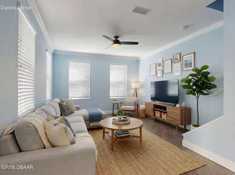 Living - 76 Duero St, Saint Augustine, FL 32084 photo 3 of 4