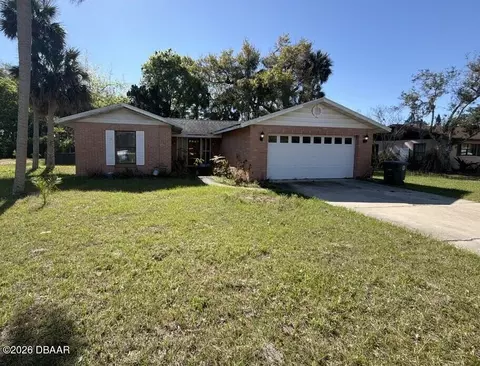 309 Georgetowne Blvd, Daytona Beach, FL 32119