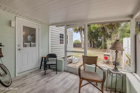 Exterior - 113 E Pine Bluff St, Edgewater, FL 32132 photo 5 of 13