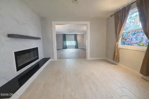 Living - 113 E Pine Bluff St, Edgewater, FL 32132 photo 6 of 8