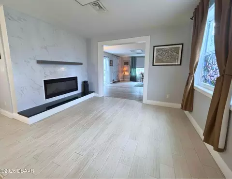 Living - 113 E Pine Bluff St, Edgewater, FL 32132 photo 3 of 8