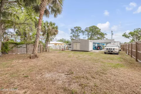 Exterior - 113 E Pine Bluff St, Edgewater, FL 32132 photo 13 of 13