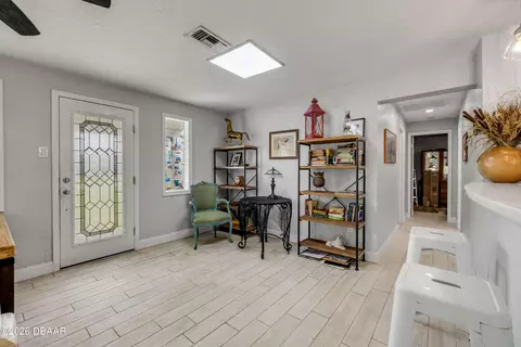 Entry Way - 113 E Pine Bluff St, Edgewater, FL 32132 photo 1 of 1