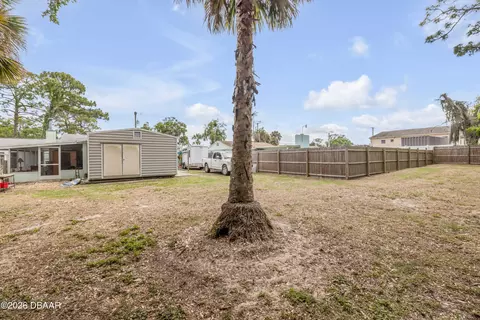 Exterior - 113 E Pine Bluff St, Edgewater, FL 32132 photo 11 of 13