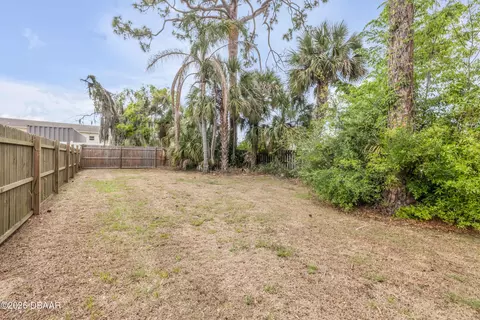 Exterior - 113 E Pine Bluff St, Edgewater, FL 32132 photo 12 of 13