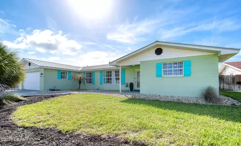 8 Surfside Dr, Ormond Beach, FL 32176