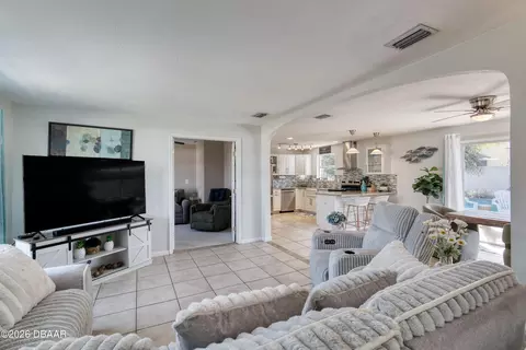 Living - 8 Surfside Dr, Ormond Beach, FL 32176 photo 1 of 3
