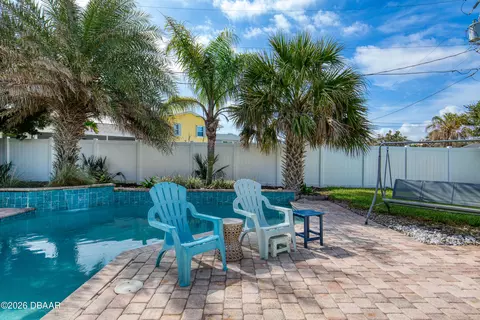 Exterior - 8 Surfside Dr, Ormond Beach, FL 32176 photo 3 of 14