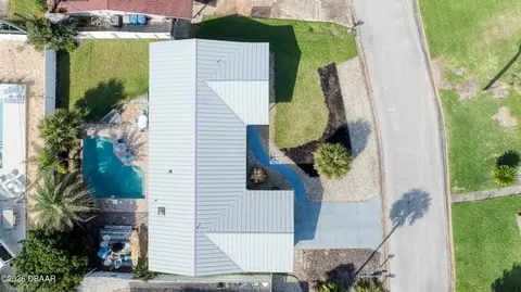 View/Area - 8 Surfside Dr, Ormond Beach, FL 32176 photo 3 of 5