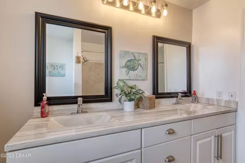 Bath - 8 Surfside Dr, Ormond Beach, FL 32176 photo 5 of 5