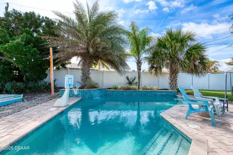 Exterior - 8 Surfside Dr, Ormond Beach, FL 32176 photo 6 of 14