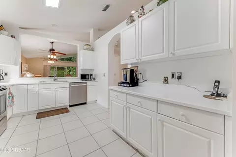Kitchen - 25 Old Macon Dr, Ormond Beach, FL 32174 photo 3 of 3