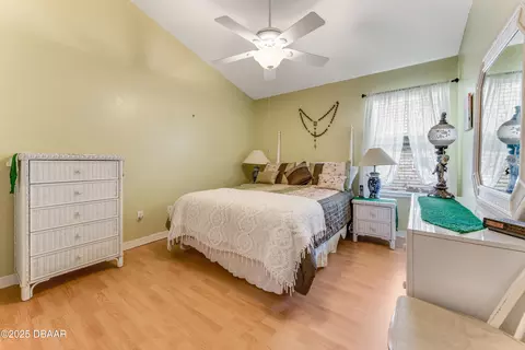 Bedroom - 25 Old Macon Dr, Ormond Beach, FL 32174 photo 4 of 5
