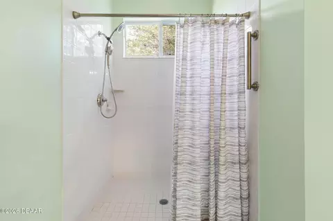 Bath - 3003 Glin Cir, Ormond Beach, FL 32174 photo 2 of 5