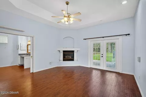 Living - 2312 Warden Trl, Ormond Beach, FL 32174 photo 6 of 8