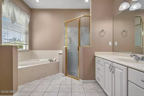 Bath - 2312 Warden Trl, Ormond Beach, FL 32174 photo 1 of 8