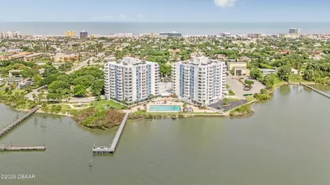 925 N Halifax Ave, Daytona Beach, FL 32118