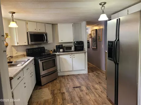Kitchen - 2024 Toni St, Ormond Beach, FL 32174 photo 1 of 1
