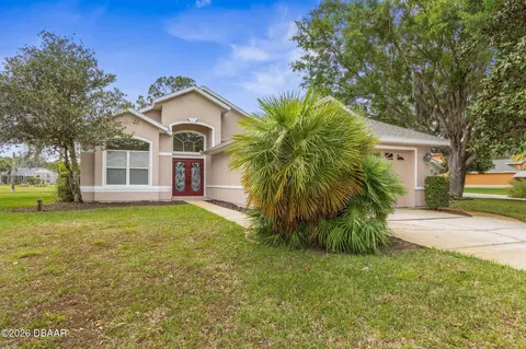 60 Villa Lago Ln, Ormond Beach, FL 32174