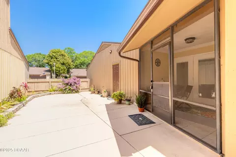 Exterior - 4 Fox Run Trl, Ormond Beach, FL 32174 photo 6 of 7
