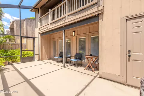 Exterior - 4 Fox Run Trl, Ormond Beach, FL 32174 photo 3 of 7
