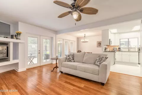 Living - 4 Fox Run Trl, Ormond Beach, FL 32174 photo 2 of 2