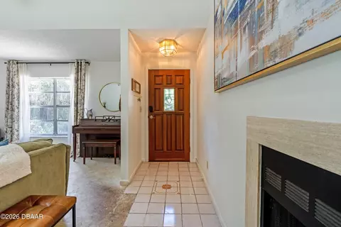 Entry Way - 189 Grove St, Ormond Beach, FL 32174 photo 1 of 3