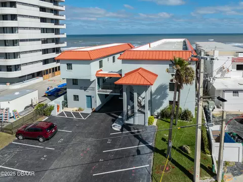1404 N Atlantic Ave, Daytona Beach, FL 32118
