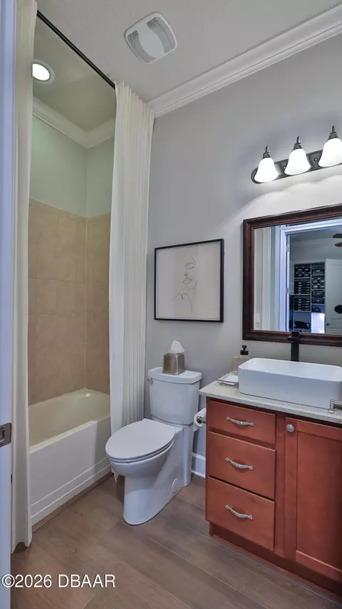 Bath - 822 Aldenham Ln, Ormond Beach, FL 32174 photo 2 of 4