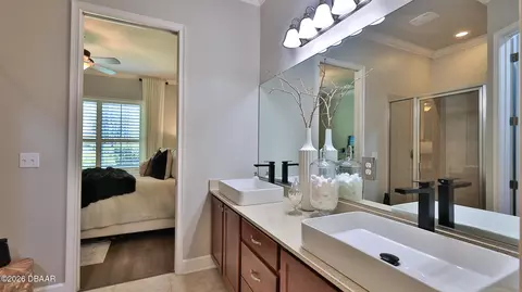 Bath - 822 Aldenham Ln, Ormond Beach, FL 32174 photo 1 of 4