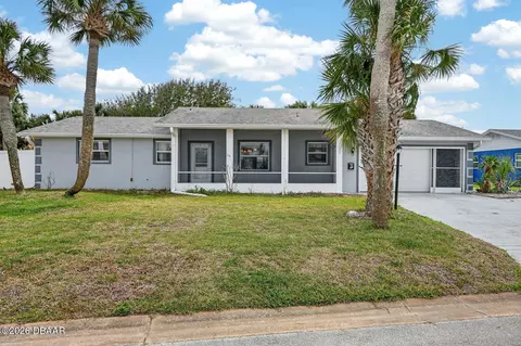 30 Longfellow Cir, Ormond Beach, FL 32176