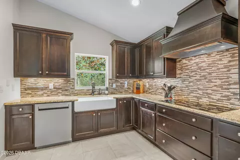 Kitchen - 12 Westland Run, Ormond Beach, FL 32174 photo 3 of 5