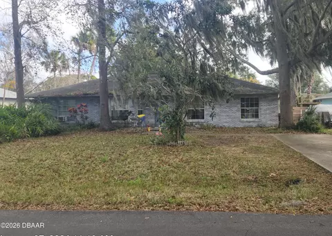 2911 Vista Palm Dr, Edgewater, FL 32141