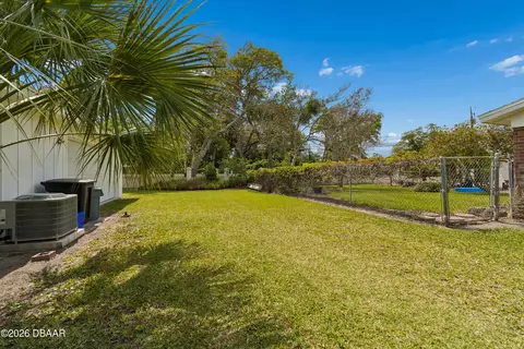 Exterior - 12 Cameo Cir, Ormond Beach, FL 32174 photo 7 of 7