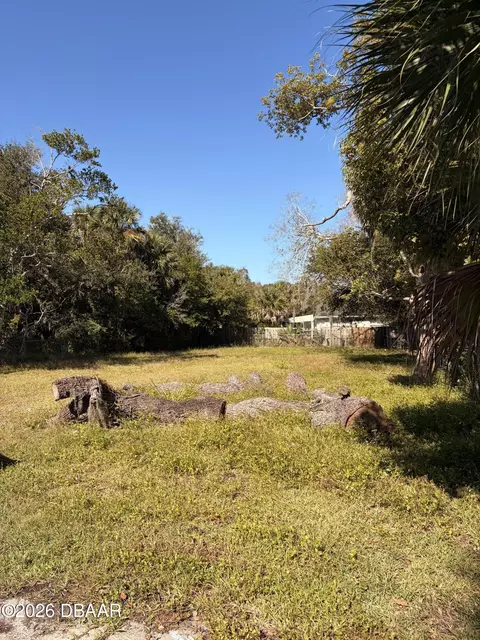 257 Laws Ln, Ormond Beach, FL 32174 photo 2