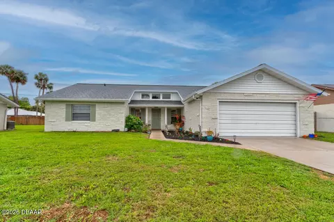 1112 Sunland Rd, Daytona Beach, FL 32114