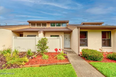 1262 Charter Oaks Cir, Holly Hill, FL 32117