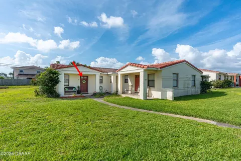 718 Flamingo Dr, Ormond Beach, FL 32176