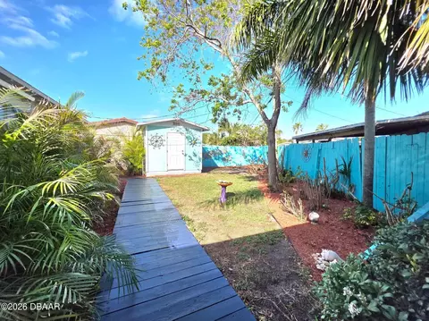 Exterior - 49 Seaside Dr, Ormond Beach, FL 32176 photo 9 of 20