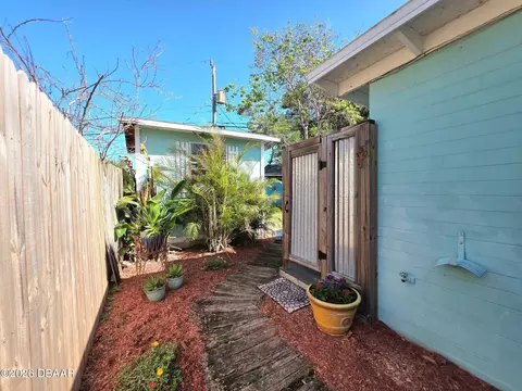 Exterior - 49 Seaside Dr, Ormond Beach, FL 32176 photo 7 of 20
