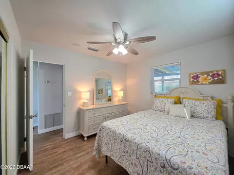 Bedroom - 49 Seaside Dr, Ormond Beach, FL 32176 photo 4 of 4