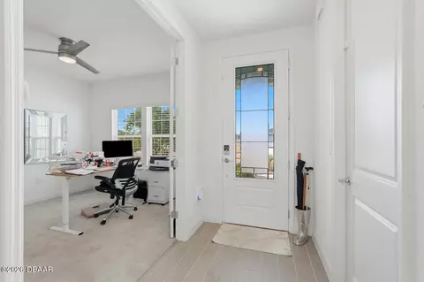 Entry Way - 4140 Acoma Dr, Ormond Beach, FL 32174 photo 3 of 3