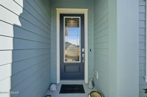 Entry Way - 4140 Acoma Dr, Ormond Beach, FL 32174 photo 1 of 3