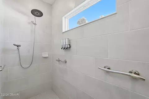 Bath - 4140 Acoma Dr, Ormond Beach, FL 32174 photo 3 of 3
