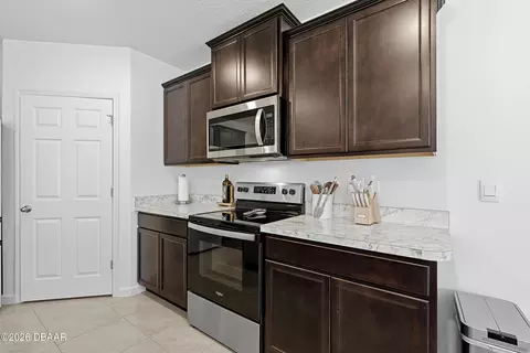 Kitchen - 4872 Talbot Blvd, Cocoa, FL 32926 photo 4 of 6